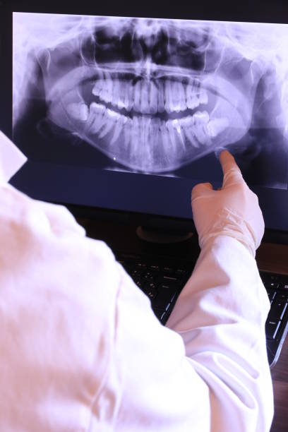 Best Weekend Emergency Dentist in Monrovia, CA